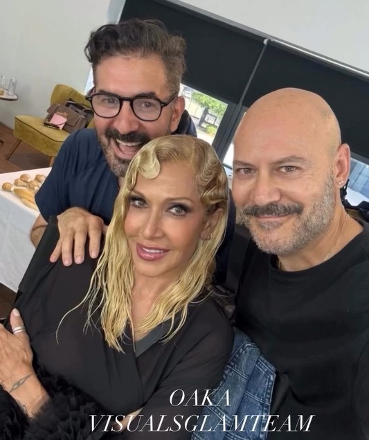 Η Άννα Βίσση με το glam team της στο Λονδίνο
