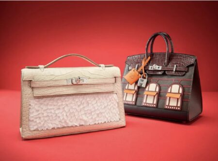 Feathers Kelly Pochette, Faubourg Sellier Birkin 20 - πηγή: Christie's
