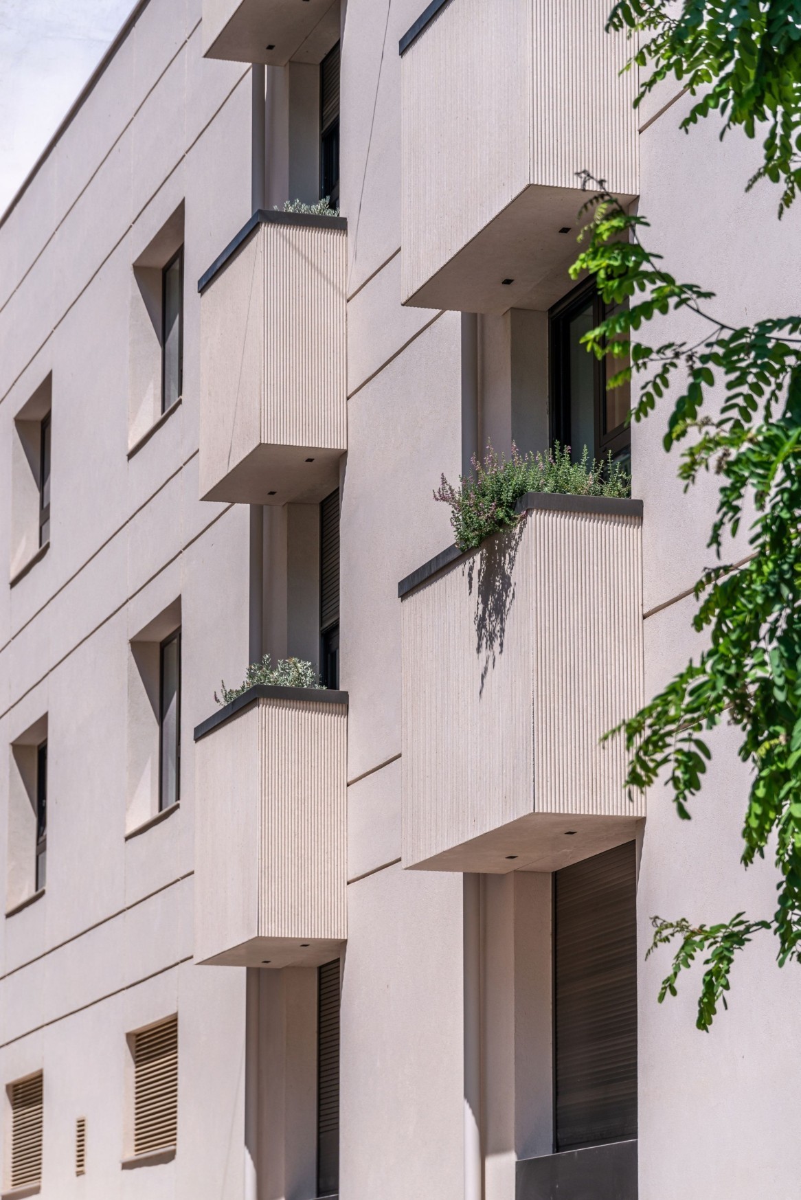 Ardittos House: &Mu;&iota;&alpha; &nu;έ&alpha; &alpha;&sigma;&tau;&iota;&kappa;ή &pi;&rho;ό&tau;&alpha;&sigma;&eta; &sigma;&tau;&omicron; &Mu;&epsilon;&tau;&sigmaf;, &sigma;&upsilon;&nu;&delta;έ&epsilon;&iota; &tau;&eta; &sigma;ύ&gamma;&chi;&rho;&omicron;&nu;&eta; &kappa;&alpha;&tau;&omicron;ί&kappa;&eta;&sigma;&eta; &mu;&epsilon; &tau;&eta;&nu; &alpha;&theta;&eta;&nu;&alpha;ϊ&kappa;ή &kappa;&lambda;&eta;&rho;&omicron;&nu;&omicron;&mu;&iota;ά