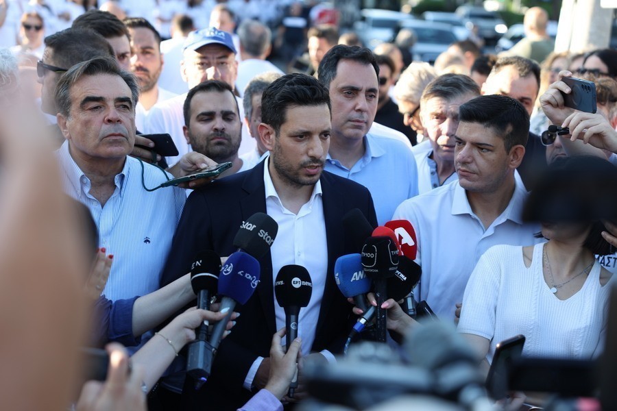 Ο γραμματέας της Πολιτικής Επιτροπής της Νέας Δημοκρατίας Κωνσταντίνος Κυρανάκης, κάνει δηλώσεις κατά τη διάρκεια της συγκέντρωσης  (ΑΠΕ-ΜΠΕ/ΝΙΚΟΣ ΑΡΒΑΝΙΤΙΔΗΣ)