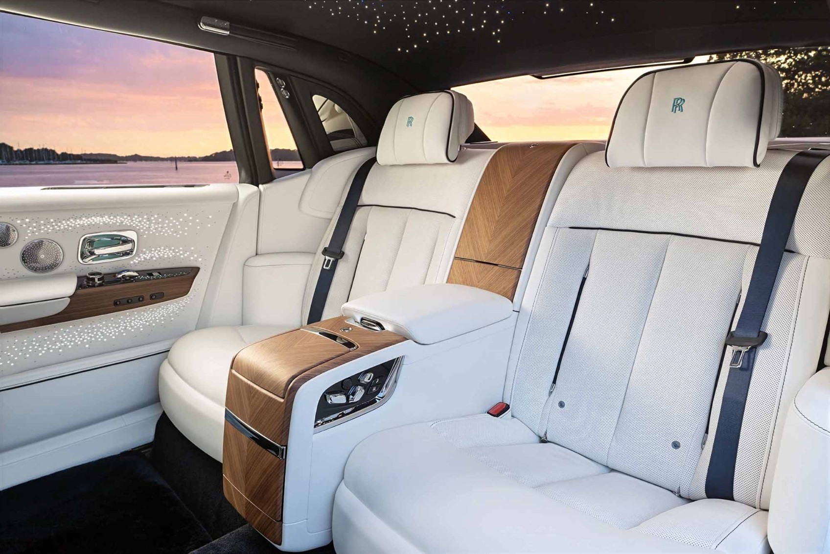 Rolls Royce Phantom Regatta: Εμπνευσμένη από τη θάλασσα