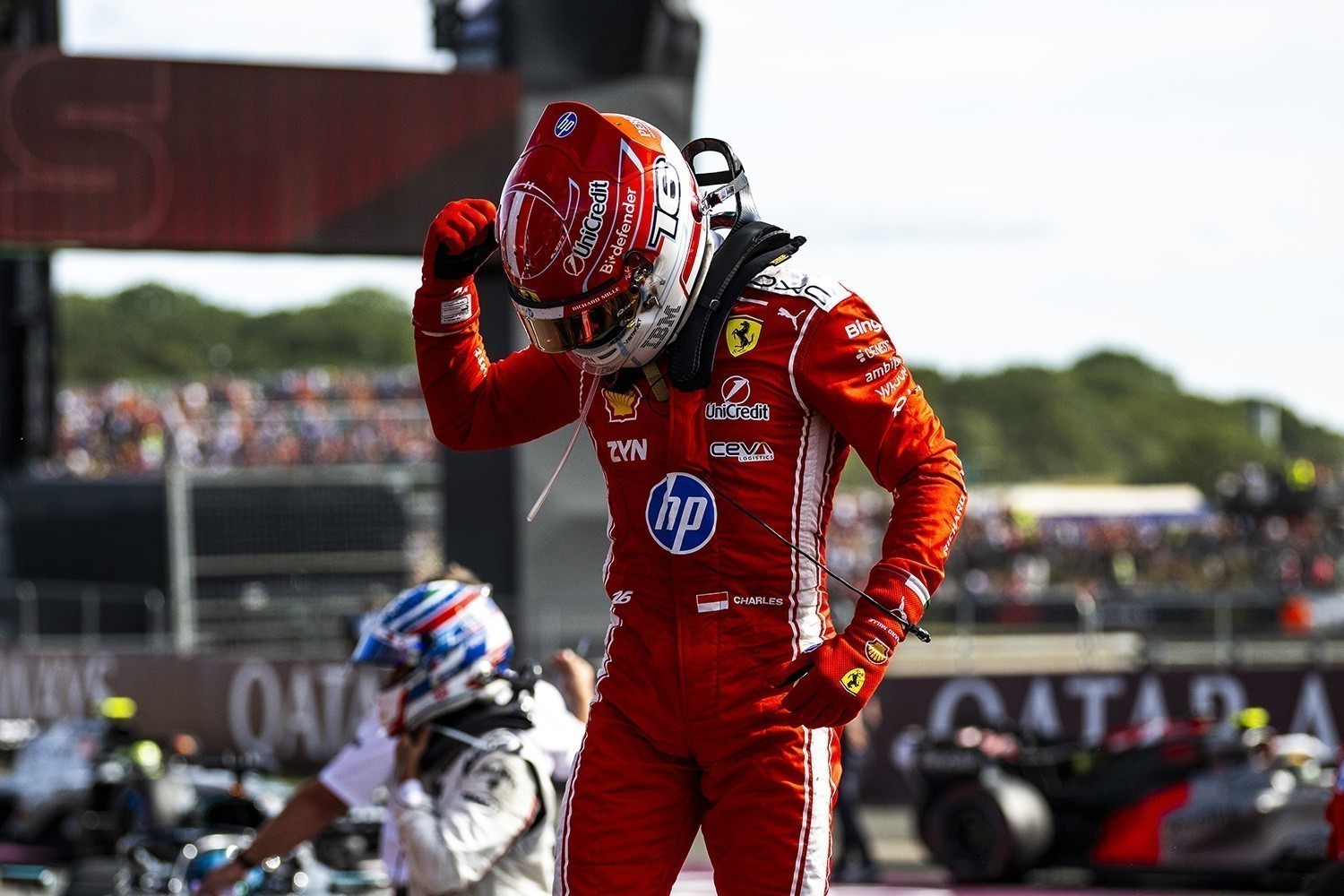 F1 Ferrari: To σκεπτικό πίσω από την απόφαση για το πιτ στοπ του Χάμιλτον