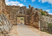 Μυκήνες, η Πύλη των Λεόντων, το σημαντικότερο ανακτορικό κέντρο του μυκηναϊκού πολιτισμού