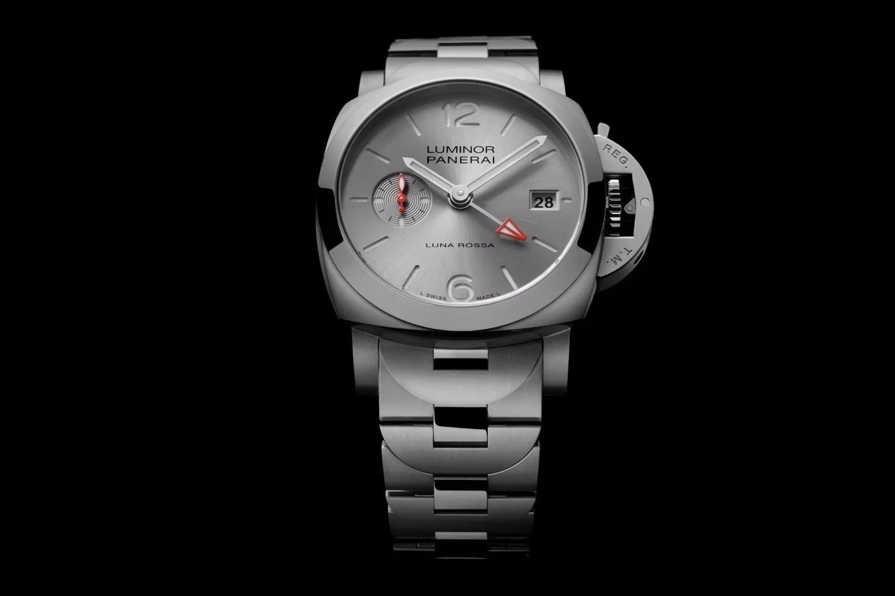 Panerai Luminor Luna Rossa