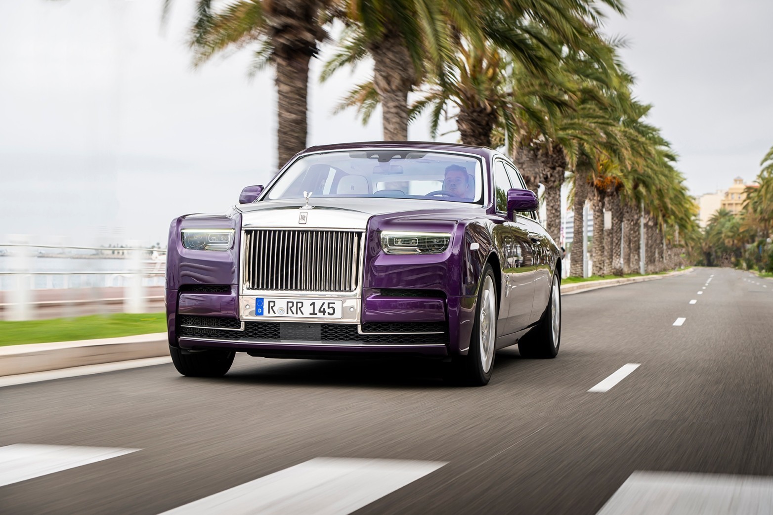Στο Σεν Τροπέ με Rolls-Royce