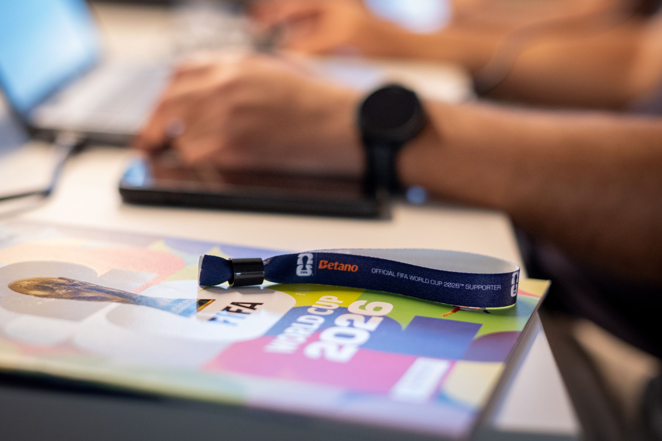 - Τα sticker books της διοργάνωσης στα γραφεία της Kaizen στην Πορτογαλία