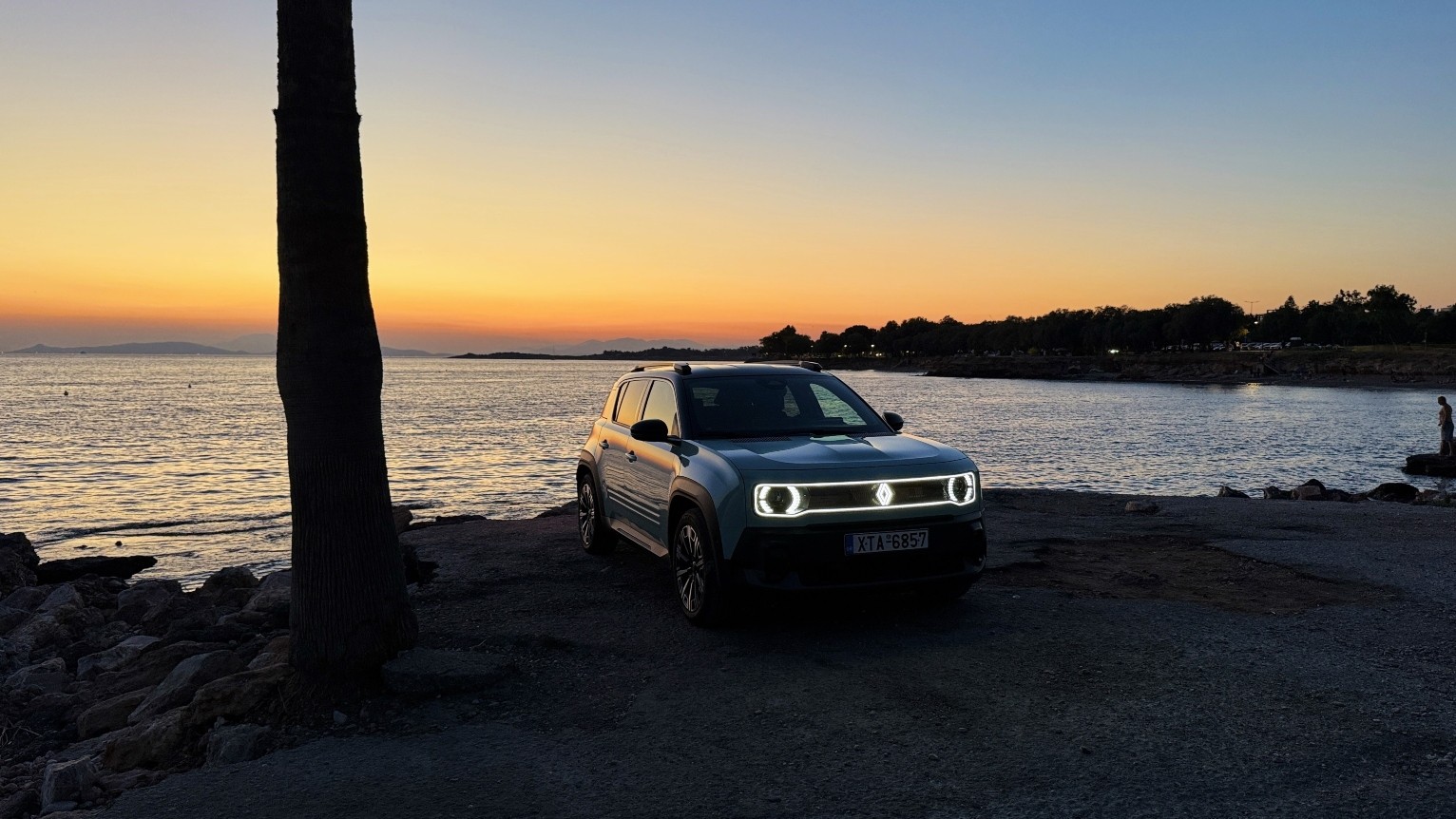 Οδηγούμε το ηλεκτρικό Renault 4