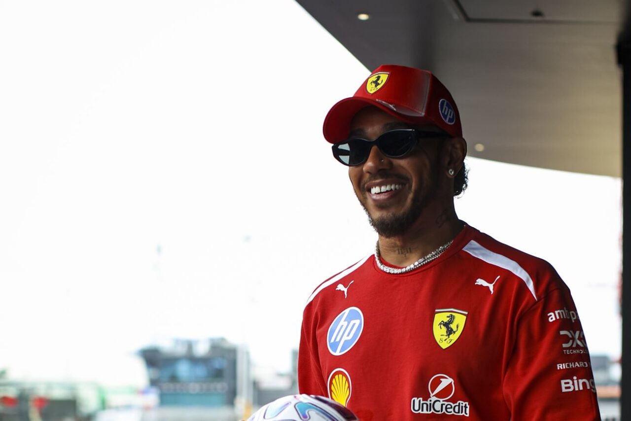 Ο πρωταθλητής εξέφρασε την πίστη του ότι η Ferrari μπορεί να κλείσει τη διαφορά από τη Mercedes στο δεύτερο μισό της σεζόν