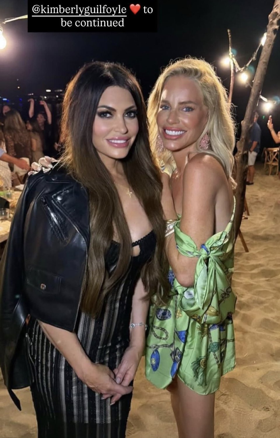 Η Κίμπερλυ Γκιλφόιλ με την Caroline Stanbury