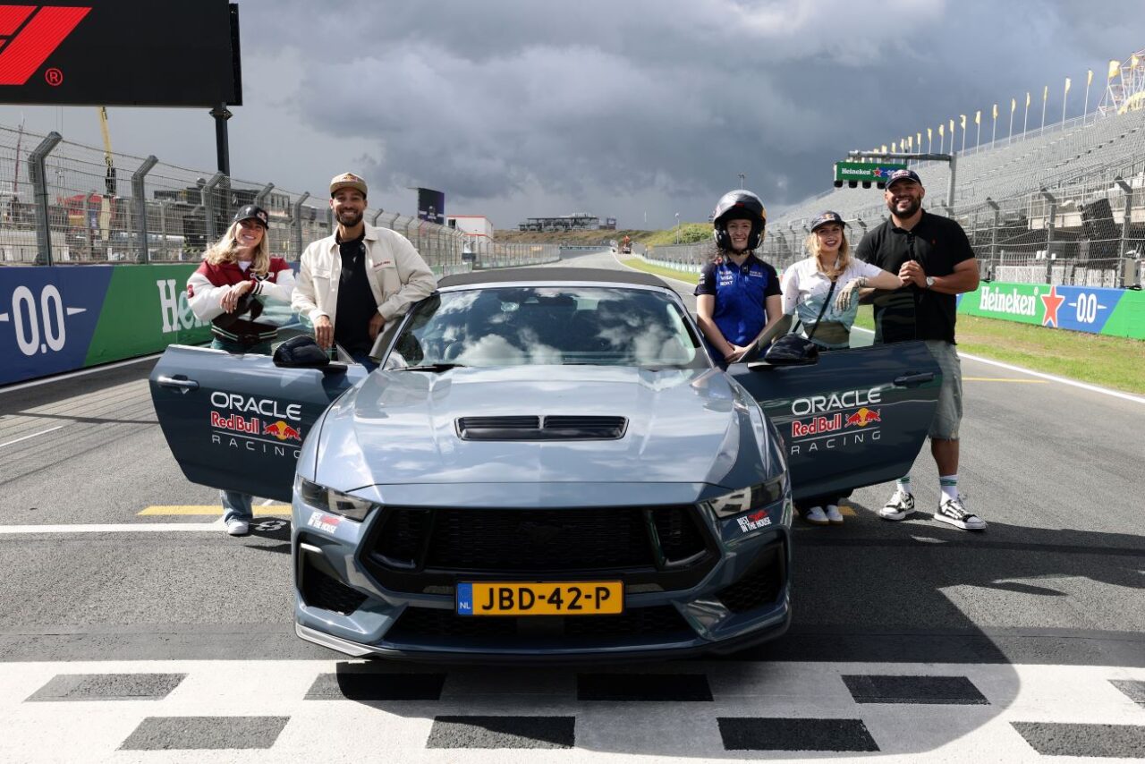 Στο Ολλανδικό GP οι οδηγοί της Red Bull και των Racing Bulls εθεάθησαν με ηλεκτρικά Ford
