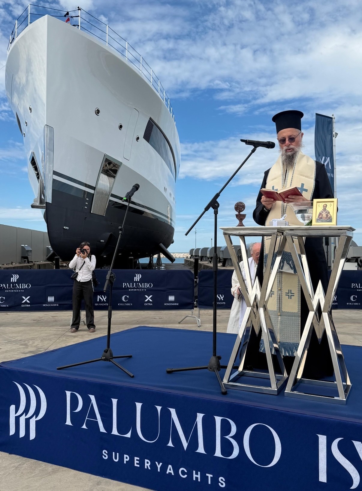 Το νέο μεγαθήριο yacht του Γιάννη και της Δήμητρας Κούστα