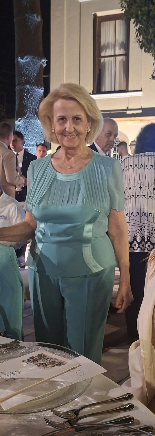Η κυρία Ελένη Κορωνάκη