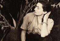 Η Ζακλίν Ροκ φωτογραφημένη στις Κάννες το 1958