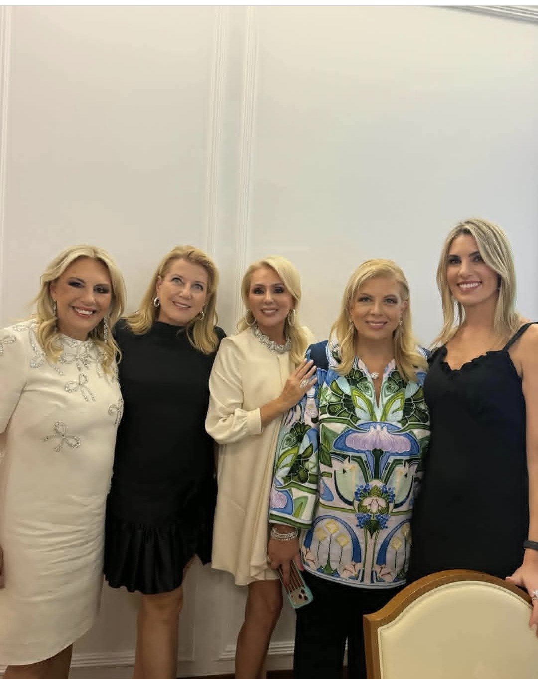 Ντόρα Πάλλη, Κατερίνα Λαναρά, Ρόζμαρι Χατζηϊωάννου, Κλέλια Χατζηϊωάννου, Ζωή Χατζηϊωάννου-Καρδασιλάρη