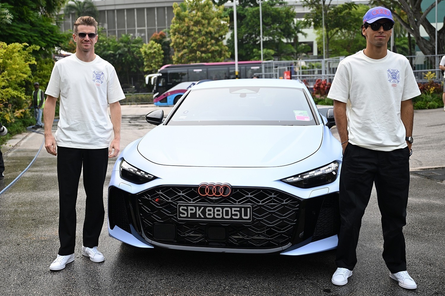Γαλάζιο Audi RS(5) όπως και το χρώμα του Audi F1 ειδικά σ’ αυτό το GP.