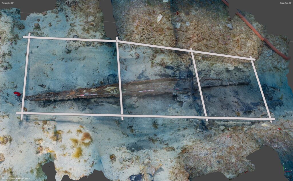 Τεκμηρίωση των λειψάνων του κύτους του πλοίου από το οποίο έχουν σωθεί περί τα έξι μέτρα τη δομής του